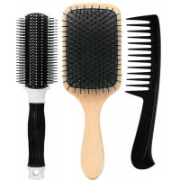 Combs and hairbrushes
