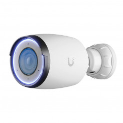 Ubiquiti Indoor / outdoor 4K PoE camera with 3x optical zoom and long-distance smart detection capability. White.