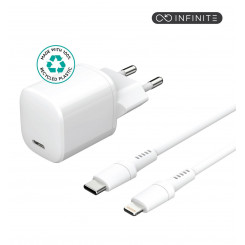 eSTUFF INFINITE Charger Kit PD 20W EU Plug Charger with 1,5m USB-C to Lightning Cable - White