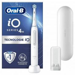 Электрическая зубная щетка Орал-Б