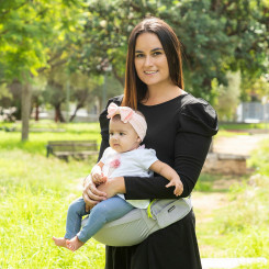 Arengut toetav beebi kandevöö taskutega Seccaby InnovaGoods (Renoveeritud B)
