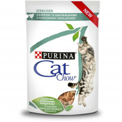 Boxed Purina Chow Sterlisied Gig Chicken
