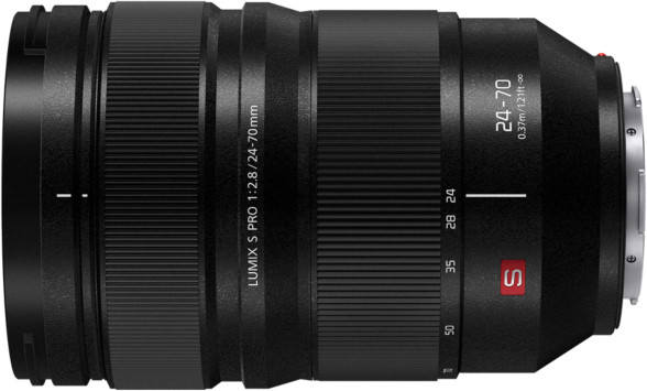Panasonic Lumix S PRO 24-70mm f / 2.8 lens