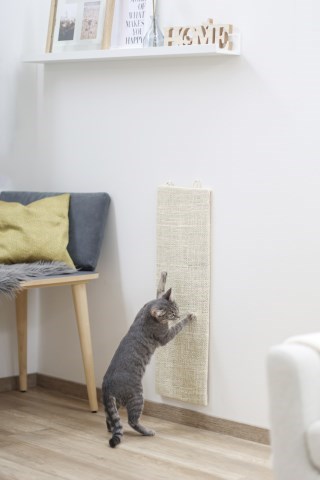 KERBL Kevin Corner Cat Scratcher 80x28 cm - Beige
