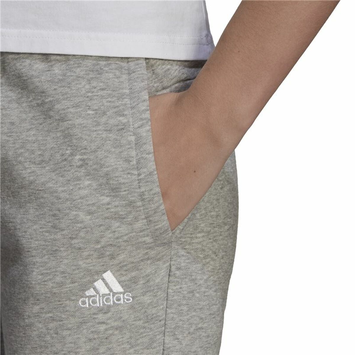 Pikad spordipüksid Adidas Essentials Fleece Logo Daam Hall