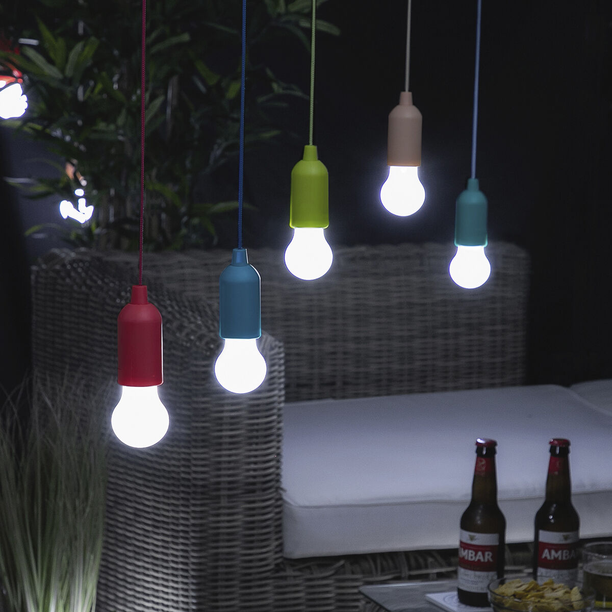 InnovaGoods Kantav Nööritõmbega Lülitatav LED Lamp